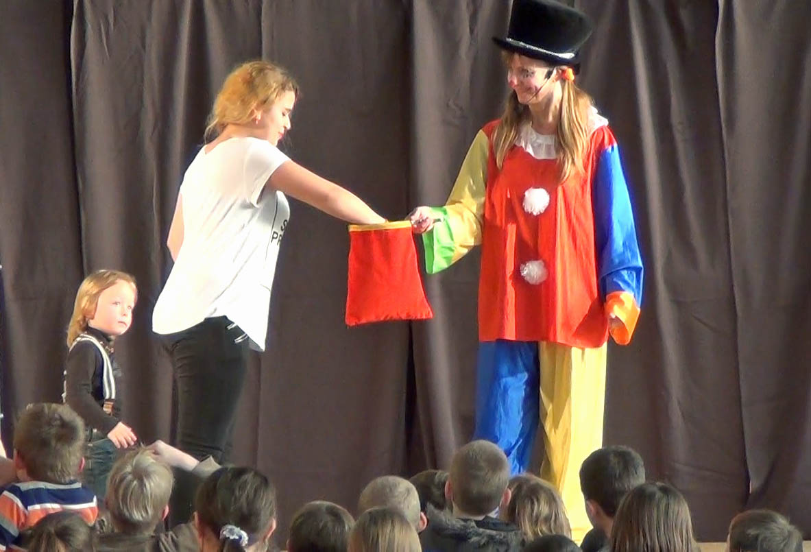 Le Drôle de Zoziau - Ventriloque pour enfants par Clown Confetti